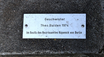 September 2014 Berlin, seit 1974 kann man sie antreffen, das Geschwisterpaar von Theo Balden