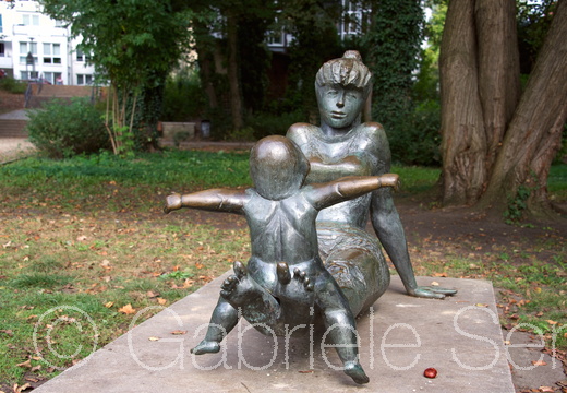 September 2014 Berlin, seit 1974 kann man sie antreffen, das Geschwisterpaar von Theo Balden