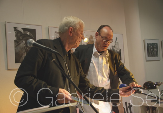 16.12. 2014 - jW Ladengalerie - Lange Nacht der DDR Literatur, dabei Rolf Becker.