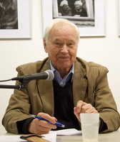 15. Januar 2015  Buchpremiere mit Hans Modrow Titel: "Amboss oder Hammer"