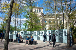 08.04.2025 –am  Mahnmal für die im Nationalsozialismus ermordeten Sinti und Roma Europas