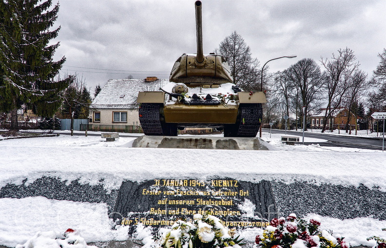 04.02.2015 Kienitz am Gedenkort 2015-02-04 um 15-11-57 ab2k .jpg