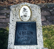 März 2015 Grab eines sowjetischen Soldaten in Seelow