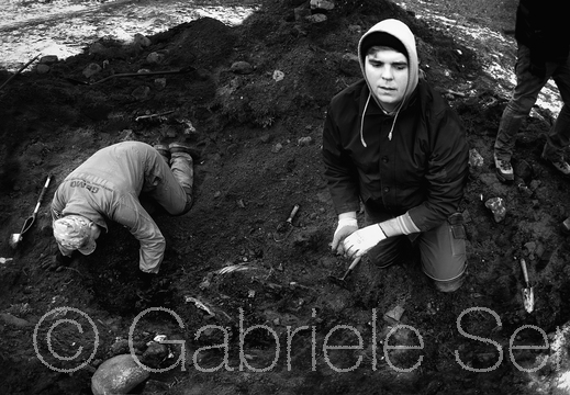 Februar 2015 im Areal der ehemaligen Festung Küstrin, Bergung von Kriegstoten