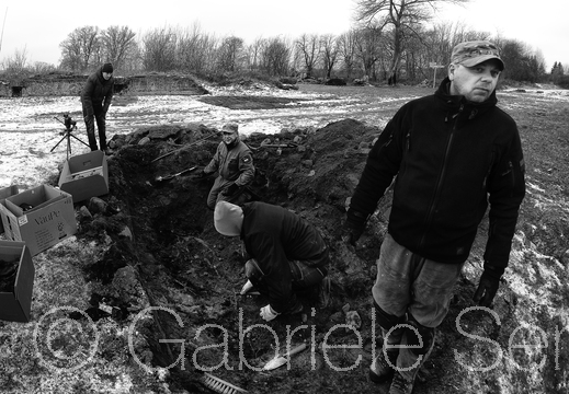 Februar 2015 im Areal der ehemaligen Festung Küstrin, Bergung von Kriegstoten