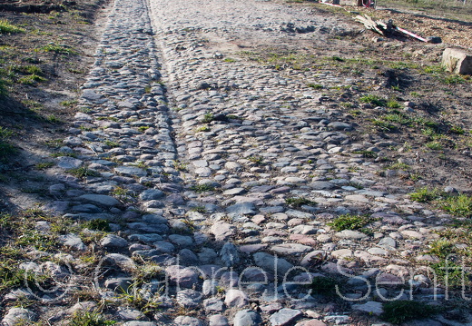 Gelände eines entstehenden Gedenkortes des 1945 total zerstörten Ortes Klessin an der Oder