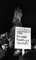 03. Januar 1990 Kundgebung gegen Nazis im sowjetischen Ehrenmal Treptow