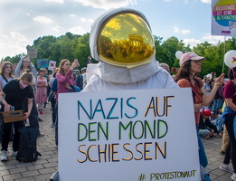20250511-17-37-21