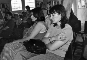 070.2002 06 30 Varvariner im Hof Ulenkrug