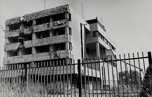 August 1999 Jugoslawien, Belgrad – zerbombte Botschaft  China