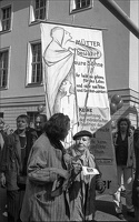 Käthe Reichel beim Ostermarsch 99
