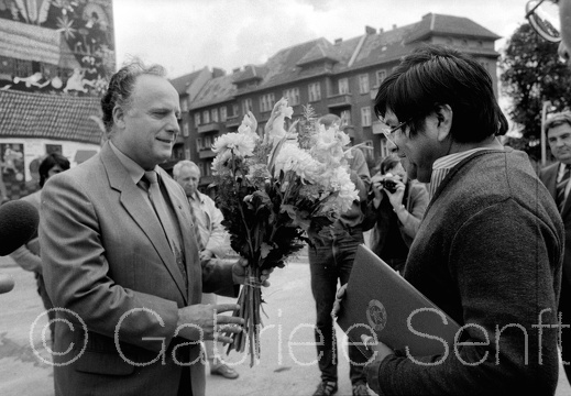 27.08.1985  Einweihung Monimbowandbild 