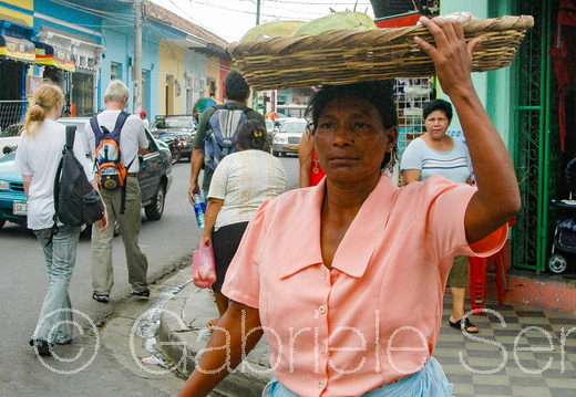 Nicaragua 8 (203) 1