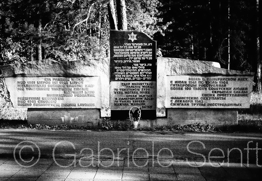 LitauenmahnmalScan-180717-0001 Kopie