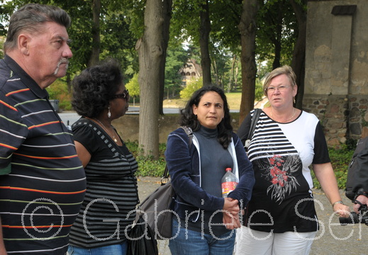 23.08.2013 mit Kubanerinnen in der Gedenkstätte Ravensbrück