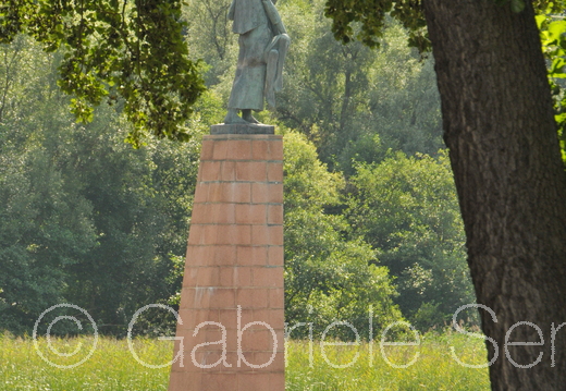 23.08.2013 mit Kubanerinnen in der Gedenkstätte Ravensbrück